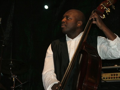 Charnett Moffett